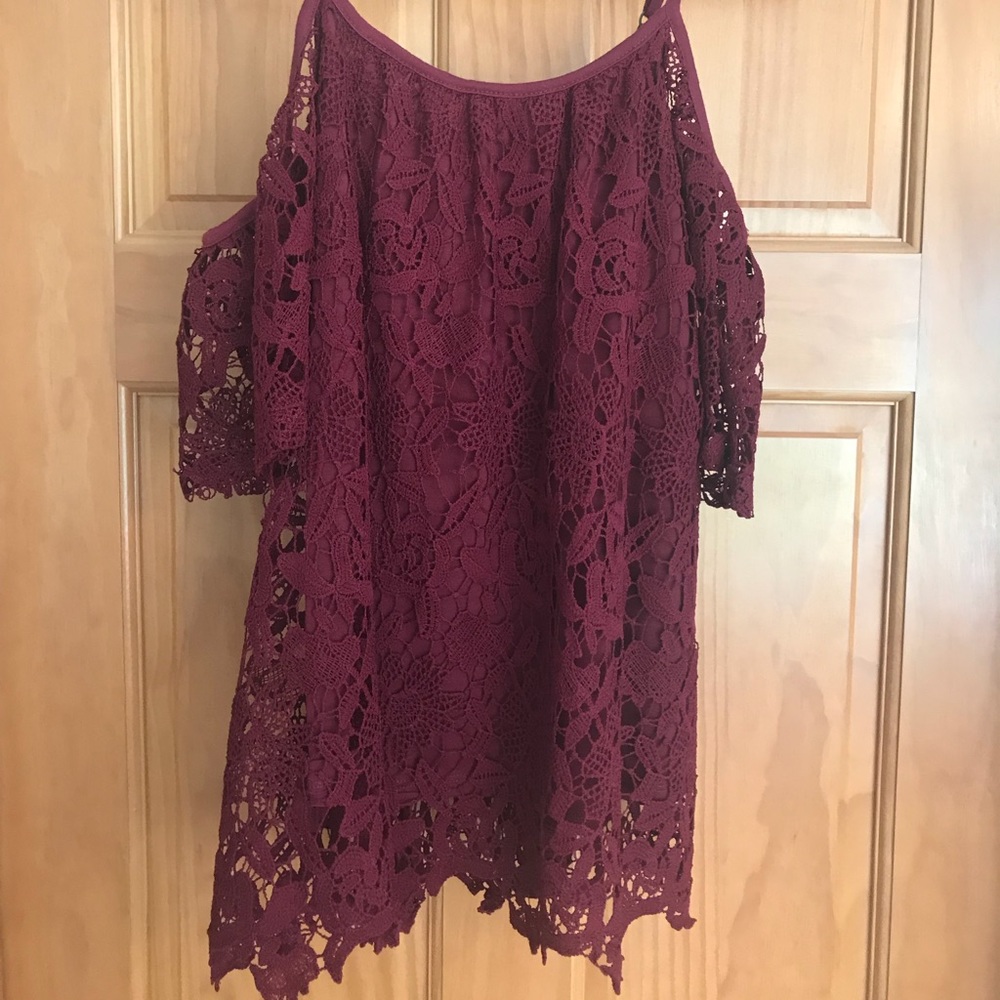 Lace top with cap sleeves